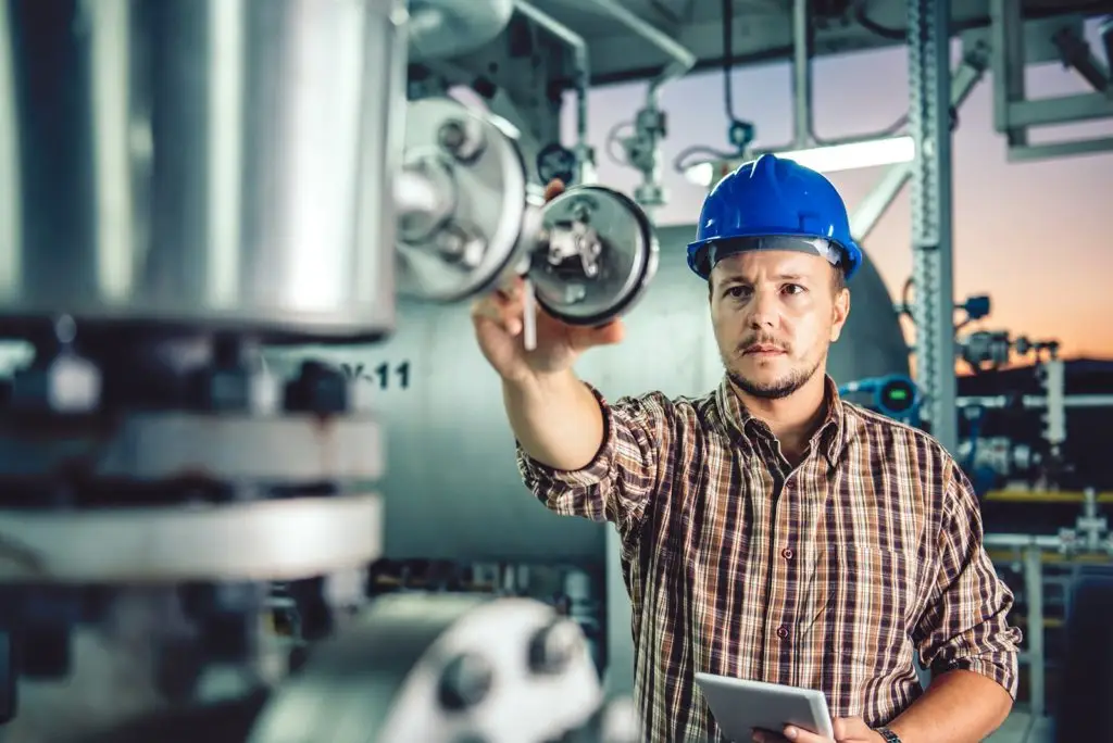 The Eml Difference: Creating Excellence In Mechanical And Electronic Calibration 2 mechanical and electronic calibration